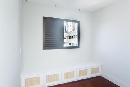 Apartamento à venda com 136m², 3 quartos e 3 vagasquarto 2