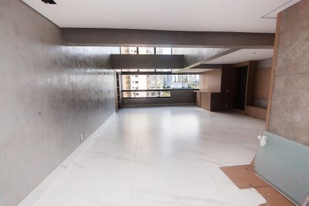 Apartamento à venda com 136m², 3 quartos e 3 vagassala