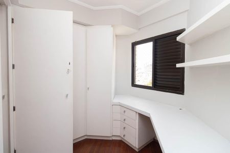 Quarto Suíte de apartamento para alugar com 2 quartos, 75m² em Carandiru, São Paulo