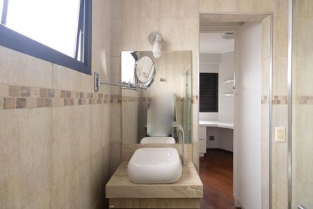 Apartamento para alugar com 75m², 2 quartos e 2 vagasBanheiro da Suíte