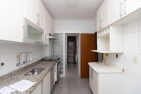 Apartamento para alugar com 75m², 2 quartos e 2 vagasCozinha