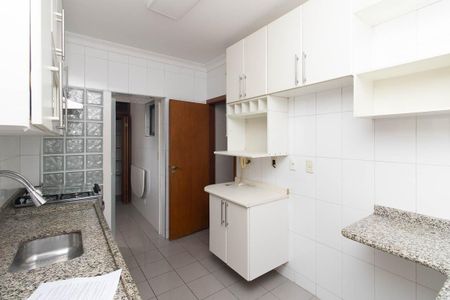 Apartamento para alugar com 75m², 2 quartos e 2 vagasCozinha