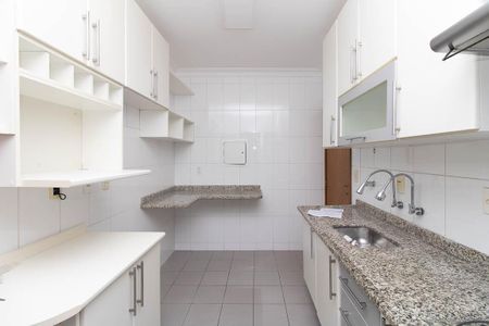 Apartamento para alugar com 75m², 2 quartos e 2 vagasCozinha