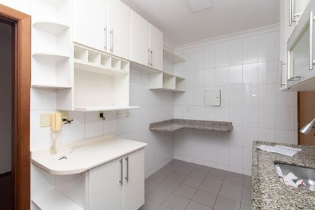 Apartamento para alugar com 75m², 2 quartos e 2 vagasCozinha