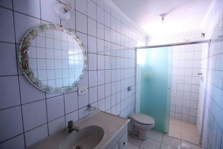 Casa para alugar com 80m², 2 quartos e sem vaga Casa para alugar com 80m², 2 quartos e sem vagaBanheiro