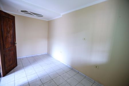 Casa para alugar com 80m², 2 quartos e sem vaga Casa para alugar com 80m², 2 quartos e sem vagaQuarto 2
