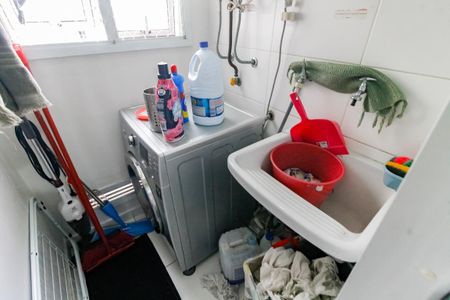 Apartamento à venda com 68m², 3 quartos e 1 vagaÁrea de Serviço