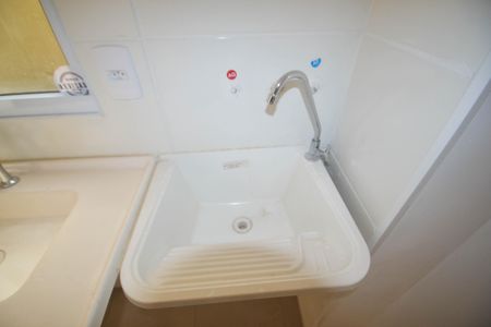 Apartamento para alugar com 65m², 2 quartos e 1 vagaCozinha e Área de Serviço