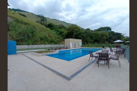 Apartamento para alugar com 65m², 2 quartos e 1 vagaÁrea comum - Piscina
