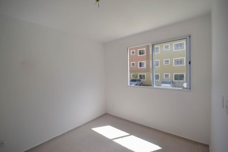 Quarto 1 de apartamento para alugar com 2 quartos, 65m² em Jardim Alvorada, Nova Iguaçu