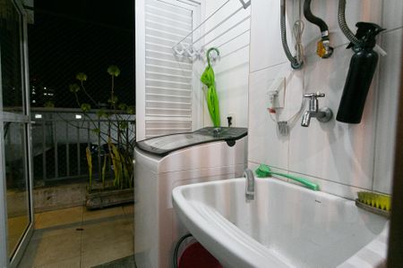 Apartamento à venda com 61m², 2 quartos e 1 vagaÁrea de Serviço