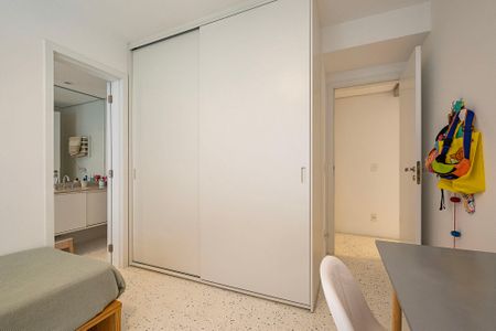 Apartamento à venda com 90m², 2 quartos e 2 vagasSuíte 2