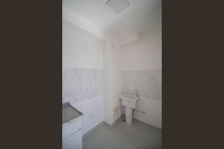 Apartamento para alugar com 35m², 2 quartos e sem vaga Apartamento para alugar com 35m², 2 quartos e sem vagaSALA E COZINHA