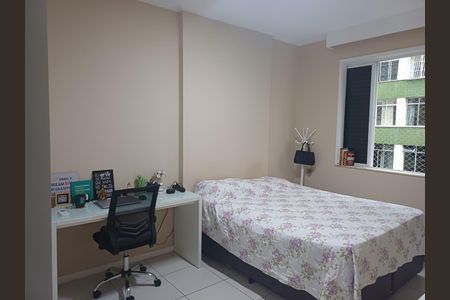 Apartamento à venda com 105m², 3 quartos e 1 vagaQuarto