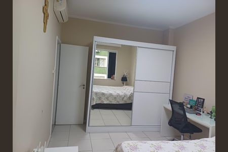 Apartamento à venda com 105m², 3 quartos e 1 vagaQuarto