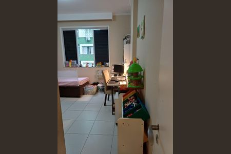 Apartamento à venda com 105m², 3 quartos e 1 vagaQuarto
