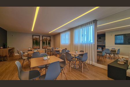 Apartamento para alugar com 33m², 1 quarto e sem vaga Apartamento para alugar com 33m², 1 quarto e sem vagaÁrea comum - Salão de festas