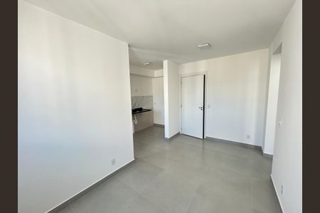 Sala de apartamento para alugar com 1 quarto, 33m² em Piedade, Rio de Janeiro