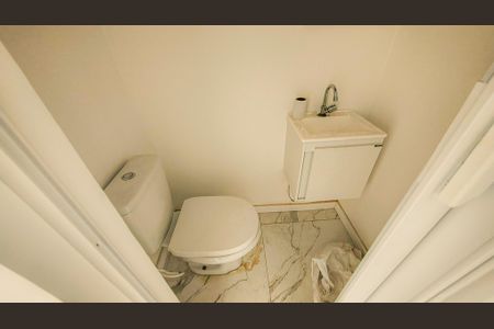 Casa à venda com 625m², 4 quartos e 2 vagascasa 2