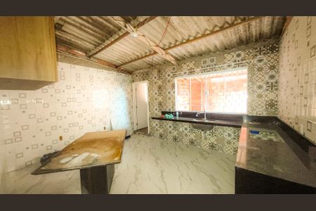 Casa à venda com 625m², 4 quartos e 2 vagascasa 2