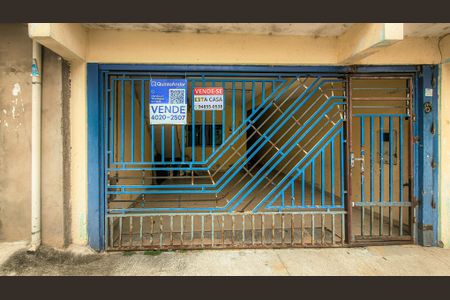 Casa à venda com 625m², 4 quartos e 2 vagasFachada com Plaquinha Instalada