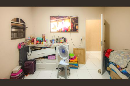Casa à venda com 625m², 4 quartos e 2 vagasQuarto