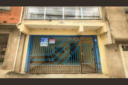 Casa à venda com 625m², 4 quartos e 2 vagasFachada com Plaquinha Instalada