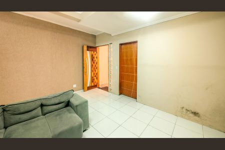Casa à venda com 625m², 4 quartos e 2 vagasSala