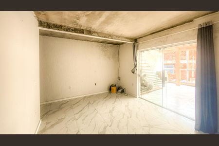 Casa à venda com 625m², 4 quartos e 2 vagascasa 2