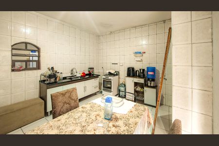 Casa à venda com 625m², 4 quartos e 2 vagasCozinha