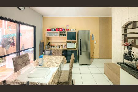Casa à venda com 625m², 4 quartos e 2 vagasCozinha