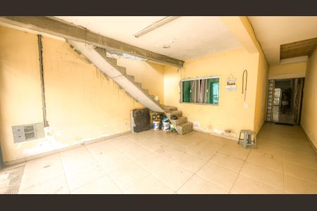 Casa à venda com 625m², 4 quartos e 2 vagasGaragem