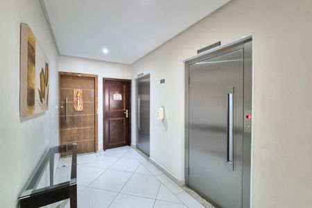 Apartamento à venda com 68m², 3 quartos e 1 vagaÁrea comum