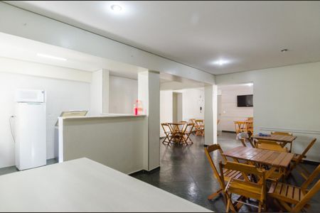 Apartamento à venda com 68m², 3 quartos e 1 vagaÁrea comum - Salão de festas