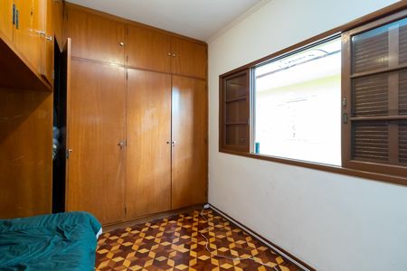 Casa à venda com 210m², 5 quartos e 2 vagasQuarto 3