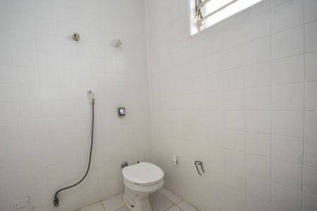 Casa para alugar com 450m², 3 quartos e 8 vagas Casa para alugar com 450m², 3 quartos e 8 vagasbanheiro quarto 4