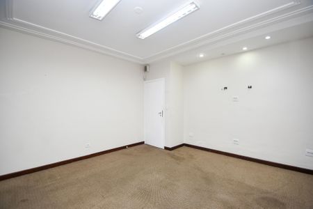 Casa para alugar com 450m², 3 quartos e 8 vagas Casa para alugar com 450m², 3 quartos e 8 vagasquarto 4