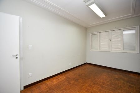 Casa para alugar com 450m², 3 quartos e 8 vagas Casa para alugar com 450m², 3 quartos e 8 vagasquarto 3
