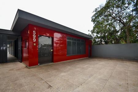 Casa para alugar com 450m², 3 quartos e 8 vagas Casa para alugar com 450m², 3 quartos e 8 vagasfachada da casa