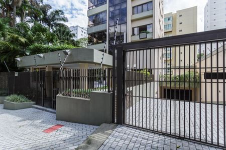 Apartamento à venda com 167m², 3 quartos e 3 vagasFachada