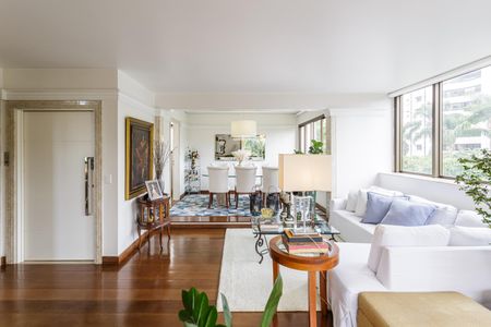 Apartamento à venda com 167m², 3 quartos e 3 vagasSala