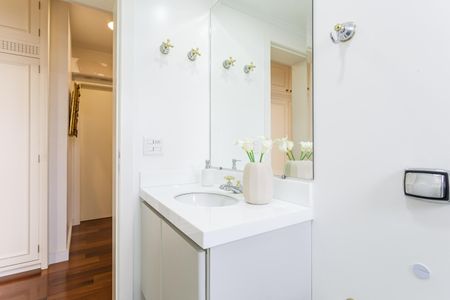 Apartamento à venda com 167m², 3 quartos e 3 vagasBanheiro Social