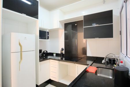 Casa de condomínio à venda com 95m², 2 quartos e 1 vagaCozinha