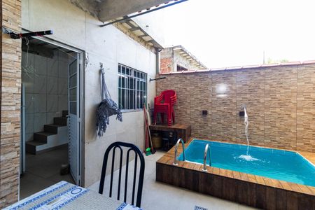 Casa de condomínio para alugar com 110m², 3 quartos e 1 vaga Casa de condomínio para alugar com 110m², 3 quartos e 1 vagaPiscina