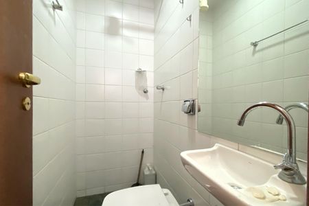 Apartamento para alugar com 130m², 3 quartos e 2 vagasBanheiro de serviço