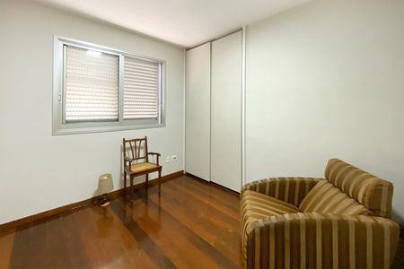 Apartamento para alugar com 130m², 3 quartos e 2 vagasQuarto 2