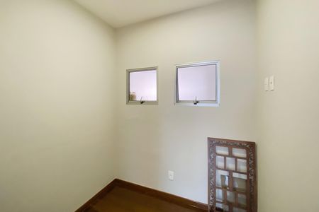Apartamento para alugar com 130m², 3 quartos e 2 vagasQuarto de Serviço