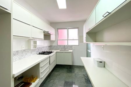 Apartamento para alugar com 130m², 3 quartos e 2 vagasCozinha