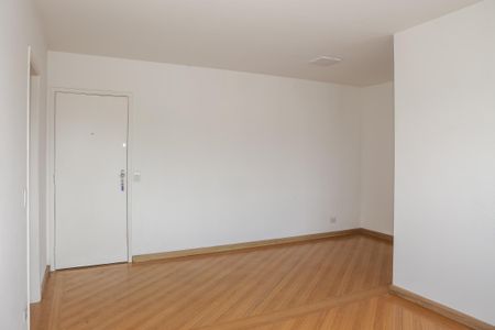 Sala de apartamento para alugar com 2 quartos, 70m² em Vila Romana, São Paulo