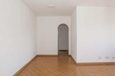 Apartamento à venda com 70m², 2 quartos e 1 vagaSala